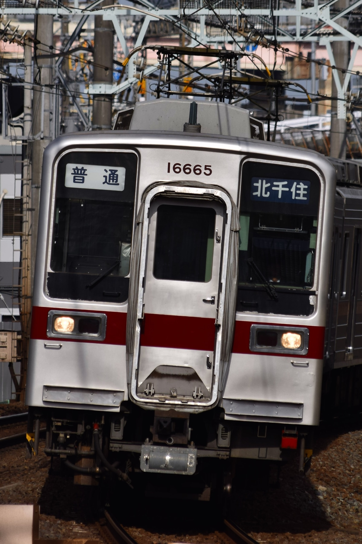 東武鉄道  10050型 16665f