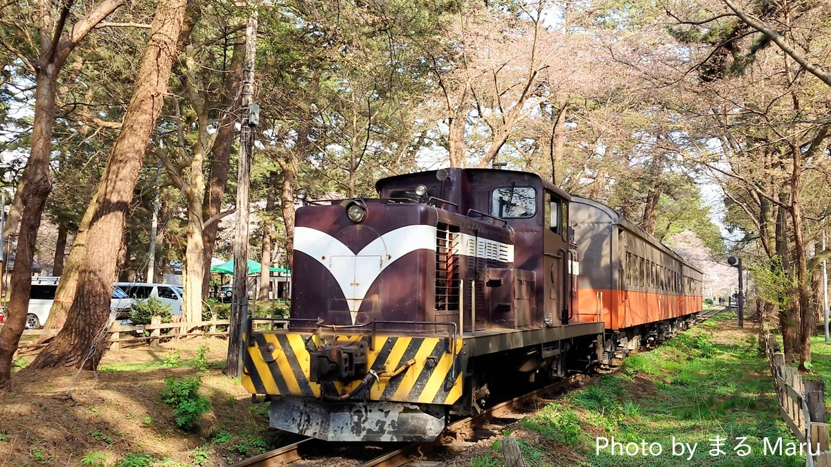 津軽鉄道 津軽五所川原機関区 DD350形 DD352