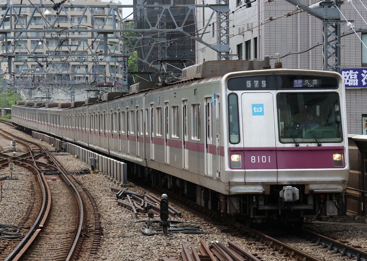 東京メトロ  8000系 