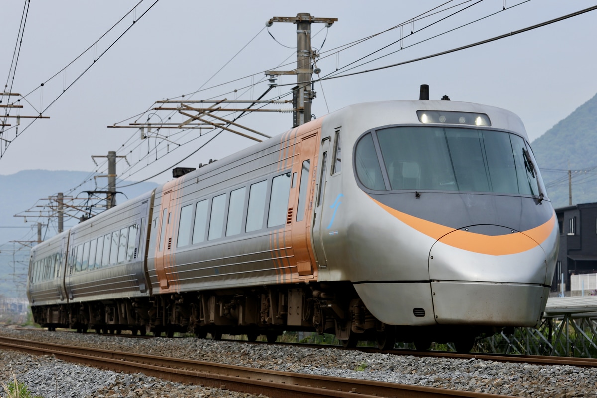 JR四国 松山運転所 8000系 S2編成
