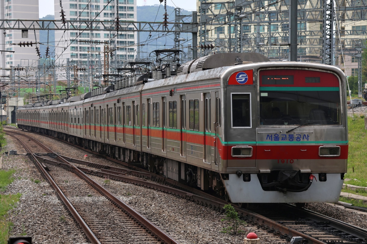 Seoul Metro  1000系 110F
