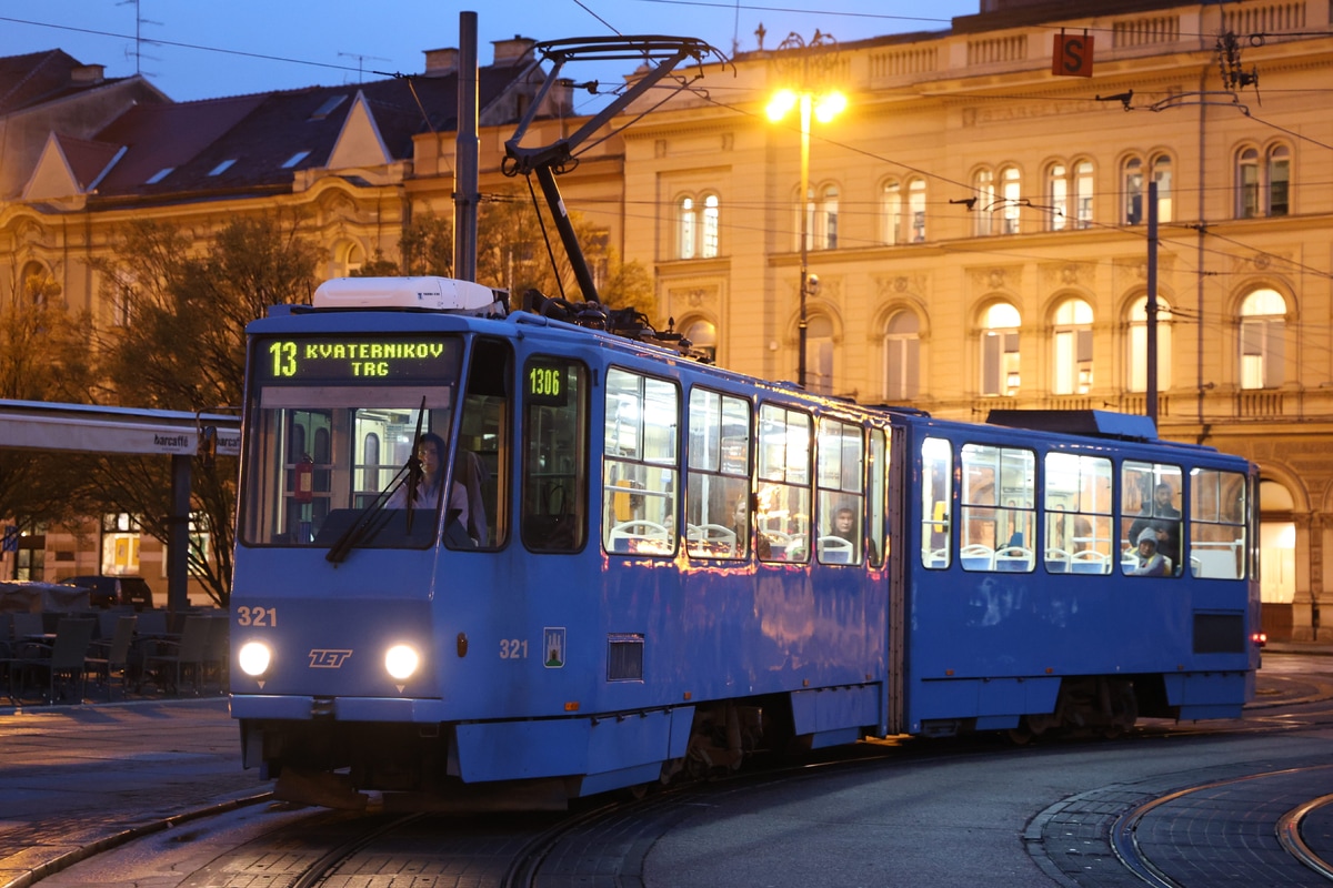 Zagreb tramway network  KT4YU 321