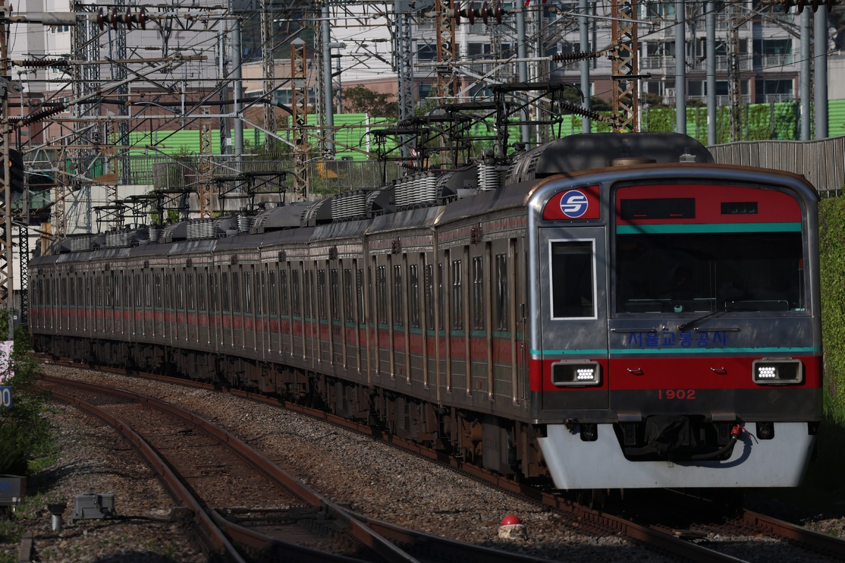 Seoul Metro  1000系 102編成