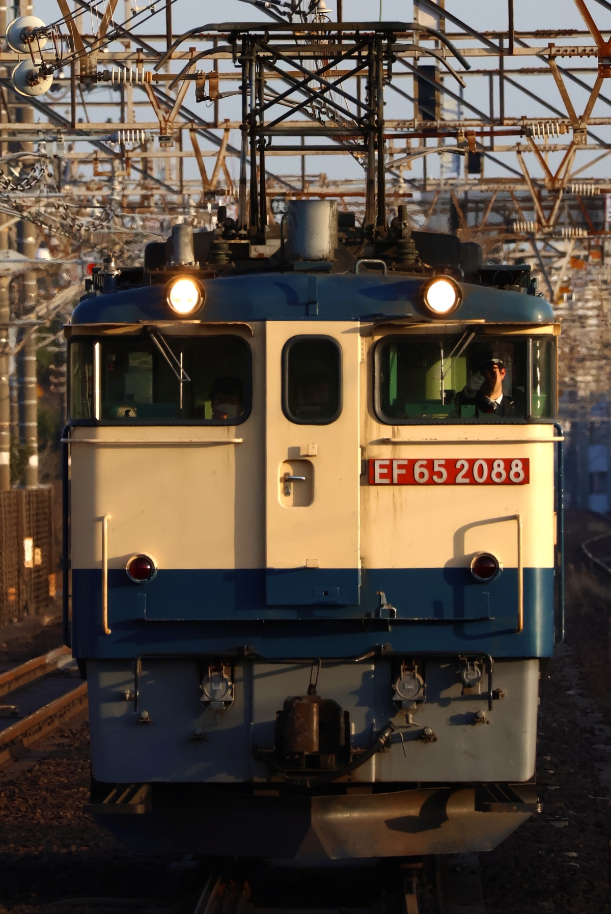 JR貨物 新鶴見機関区 EF65 2088