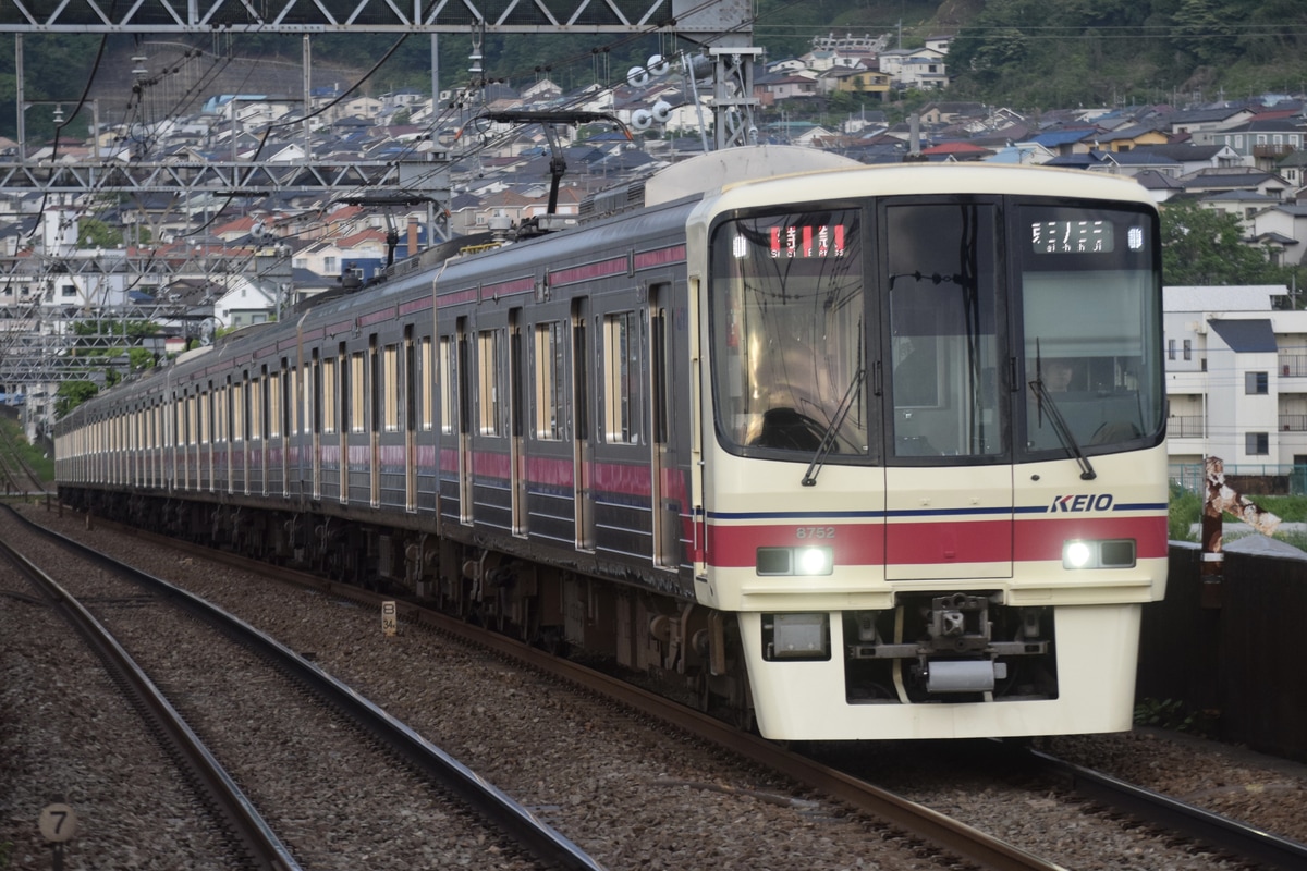 京王電鉄 若葉台検車区 8000系 8702F
