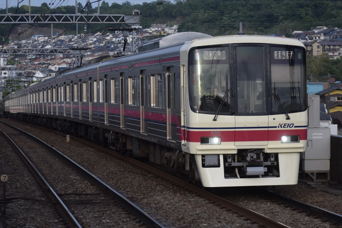 京王電鉄 若葉台検車区 8000系 8707F