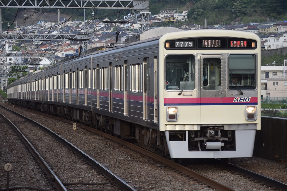 京王電鉄 若葉台検車区 7000系 7725F