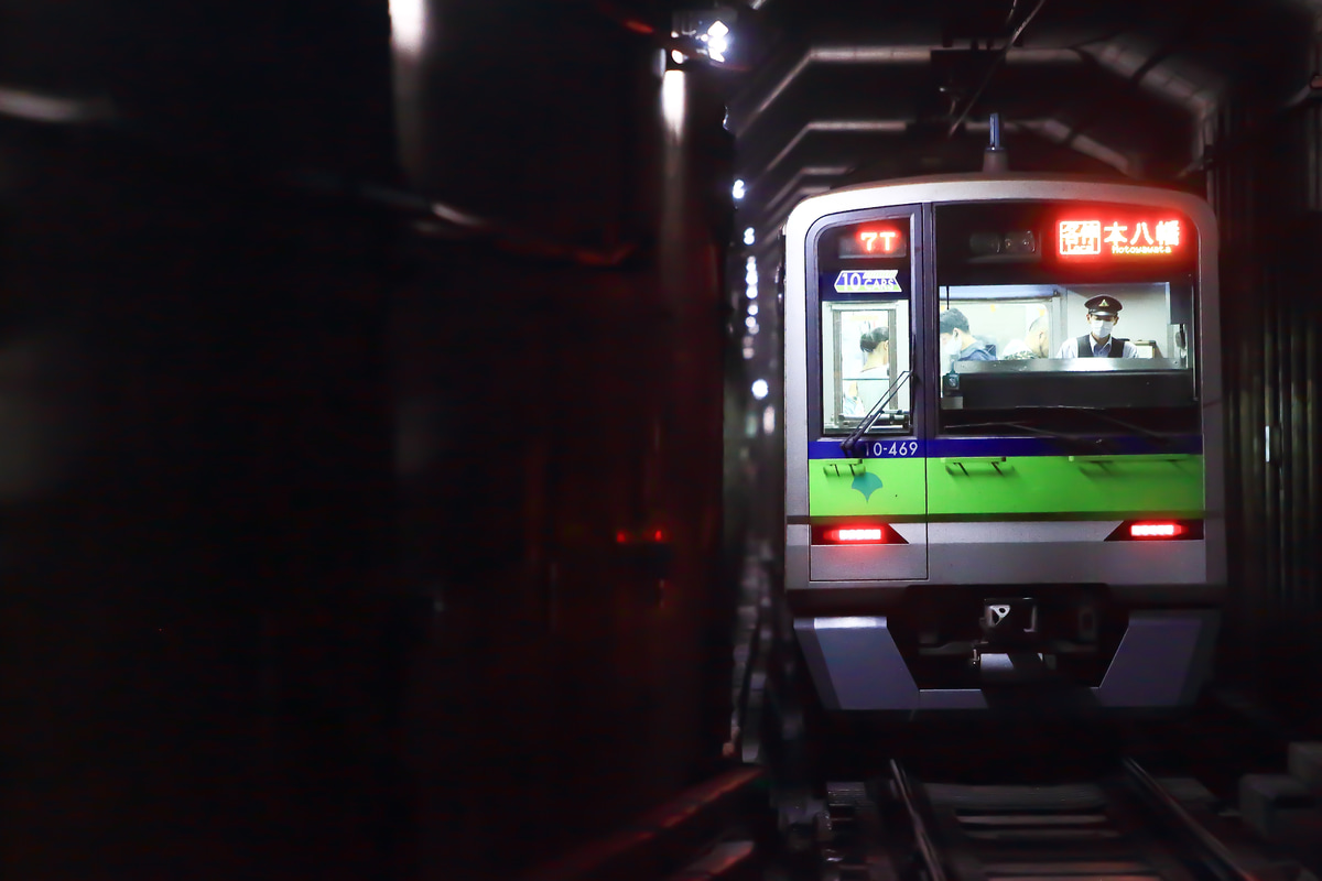 東京都交通局 大島車両検修場 10-300形 10-460F