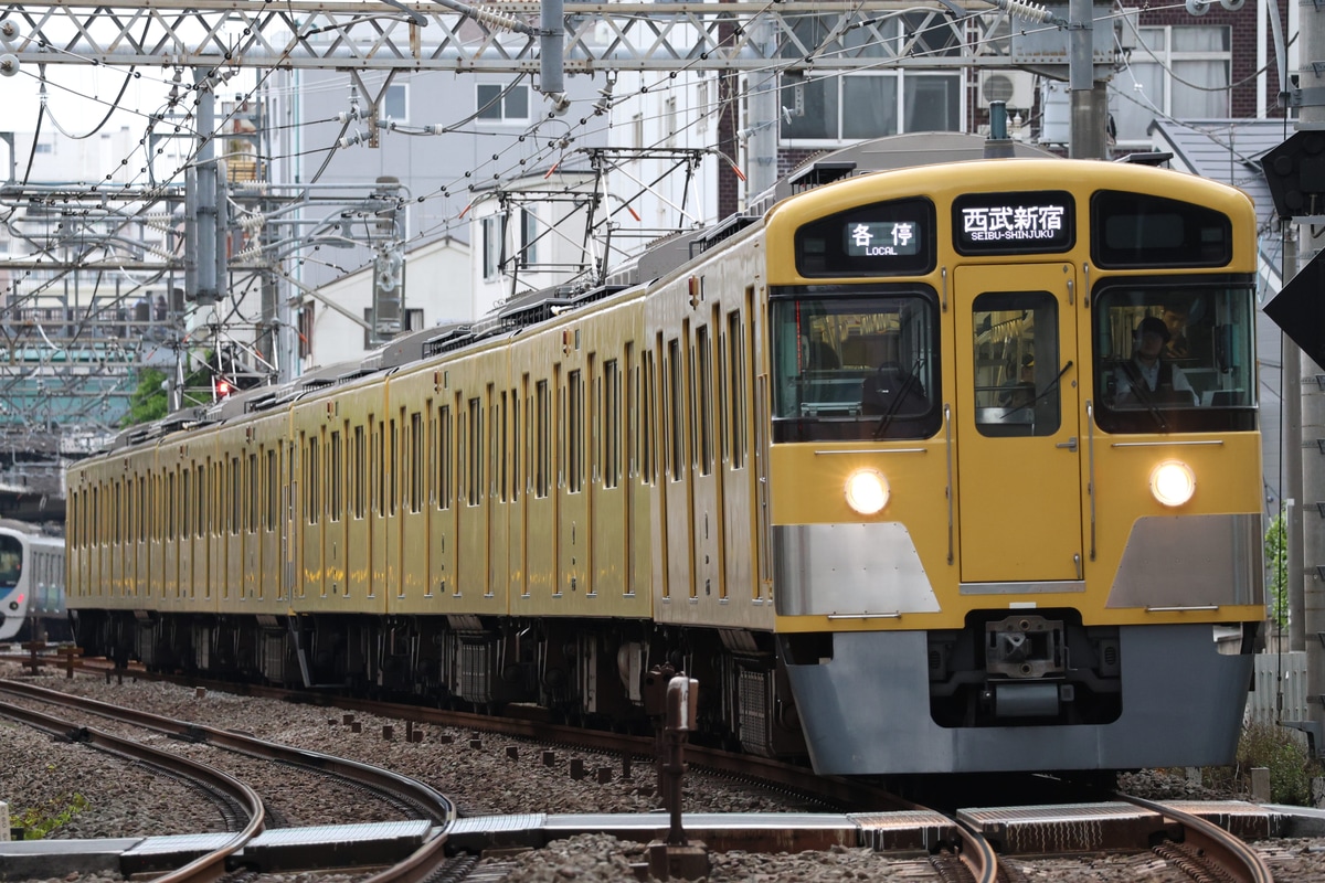 西武鉄道  2000系 2525F