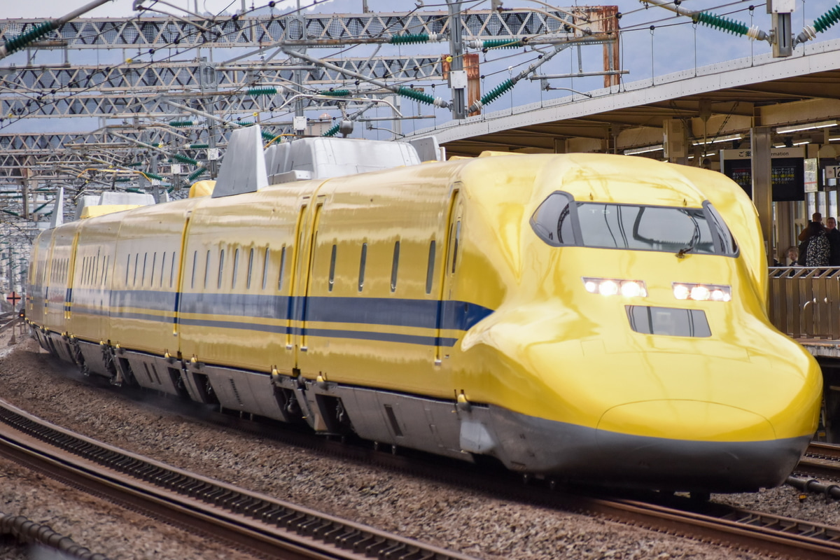 JR西日本 鳥飼車両基地 923形 T5