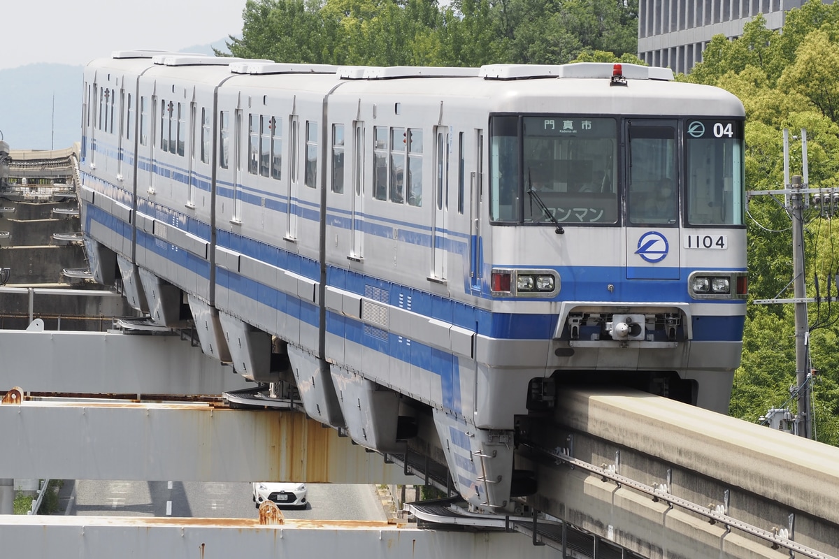大阪モノレール  1000系 1104F
