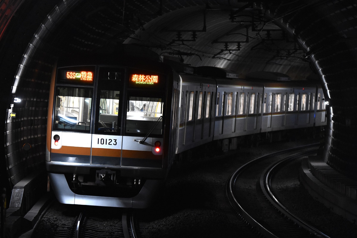 東京メトロ 和光検車区 10000系 10123F