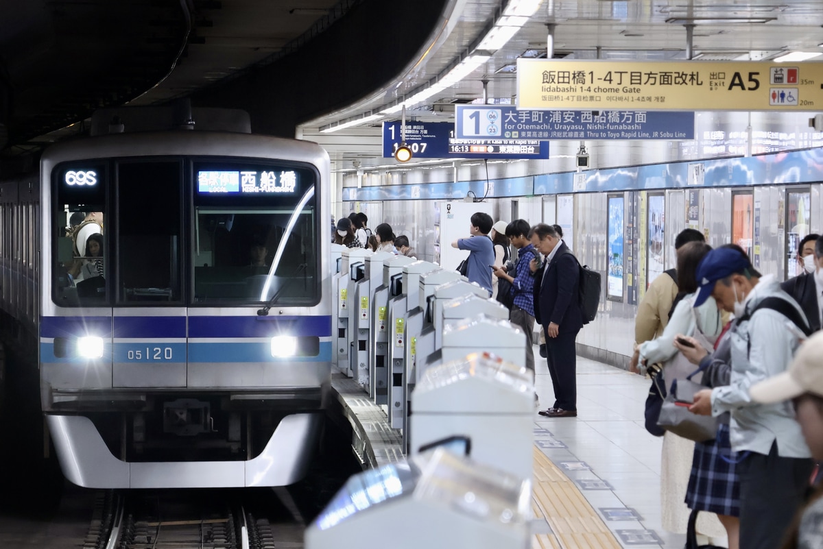 東京メトロ 深川検車区 05系 120F
