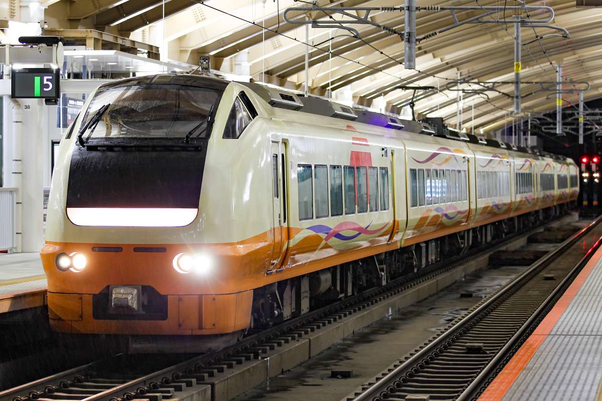 JR東日本 新潟車両センター E653系 ニイU-101編成