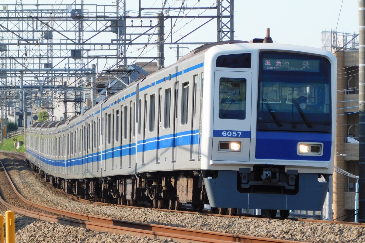 西武鉄道 小手指車両基地 6000系 6157F