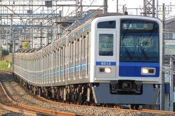 西武鉄道6000系6112Fを西所沢～小手指間で撮影した画像