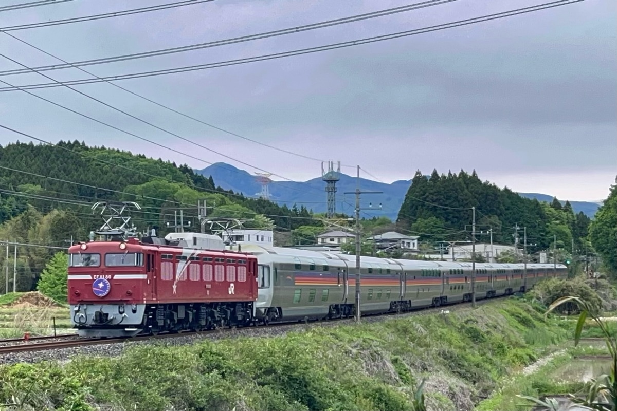 JR東日本 尾久車両センター EF81 80