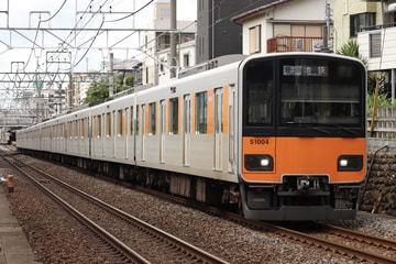 東武鉄道50000系51004Fを成増～下赤塚間で撮影した画像