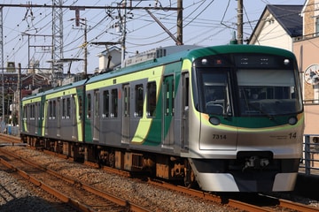 東急電鉄7000系7114Fを不明で撮影した画像