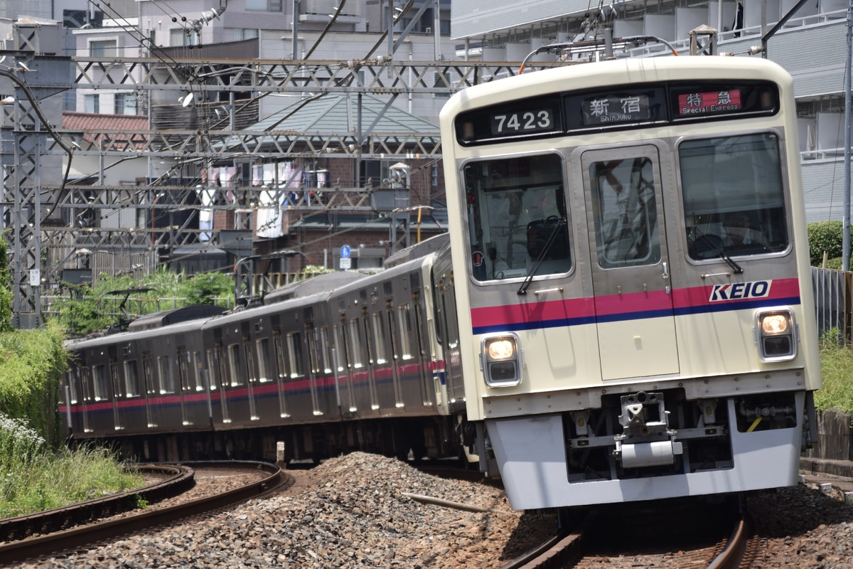 京王電鉄 若葉台検車区 7000系 7423F