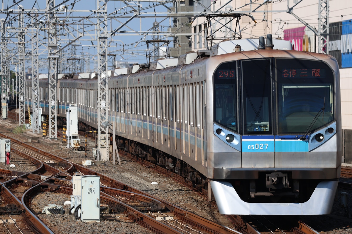 東京メトロ 深川検車区 05系 05-129F