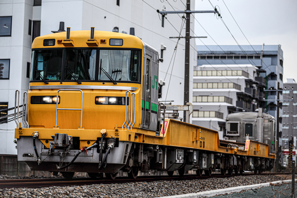 JR東日本 尾久車両センター キヤE195系 ST-8編成