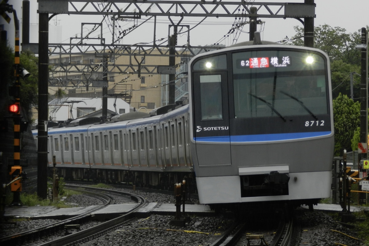 相模鉄道 かしわ台車両センター 8000系 8712f