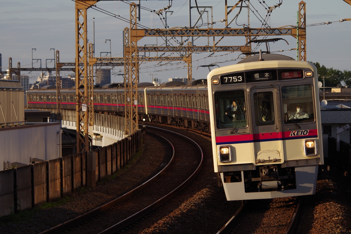 京王電鉄 若葉台検車区 7000系 7703編成