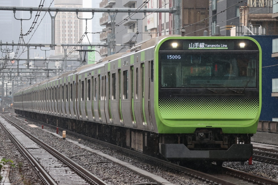 JR東E235系トウ21編成<br class="br-sp" />(トウ21)の写真