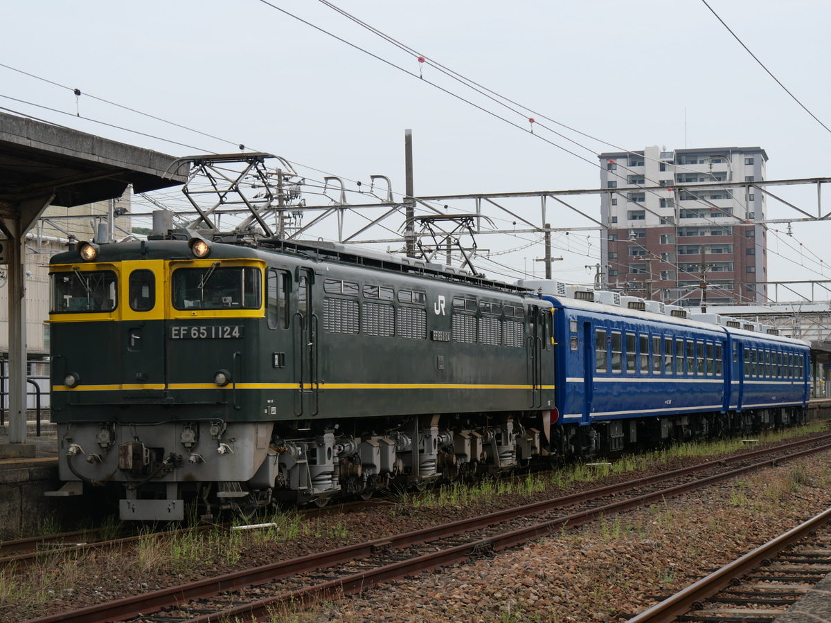 JR西日本 網干総合車両所宮原支所 EF65、12系 1124、オハ12-346、スハフ12-155