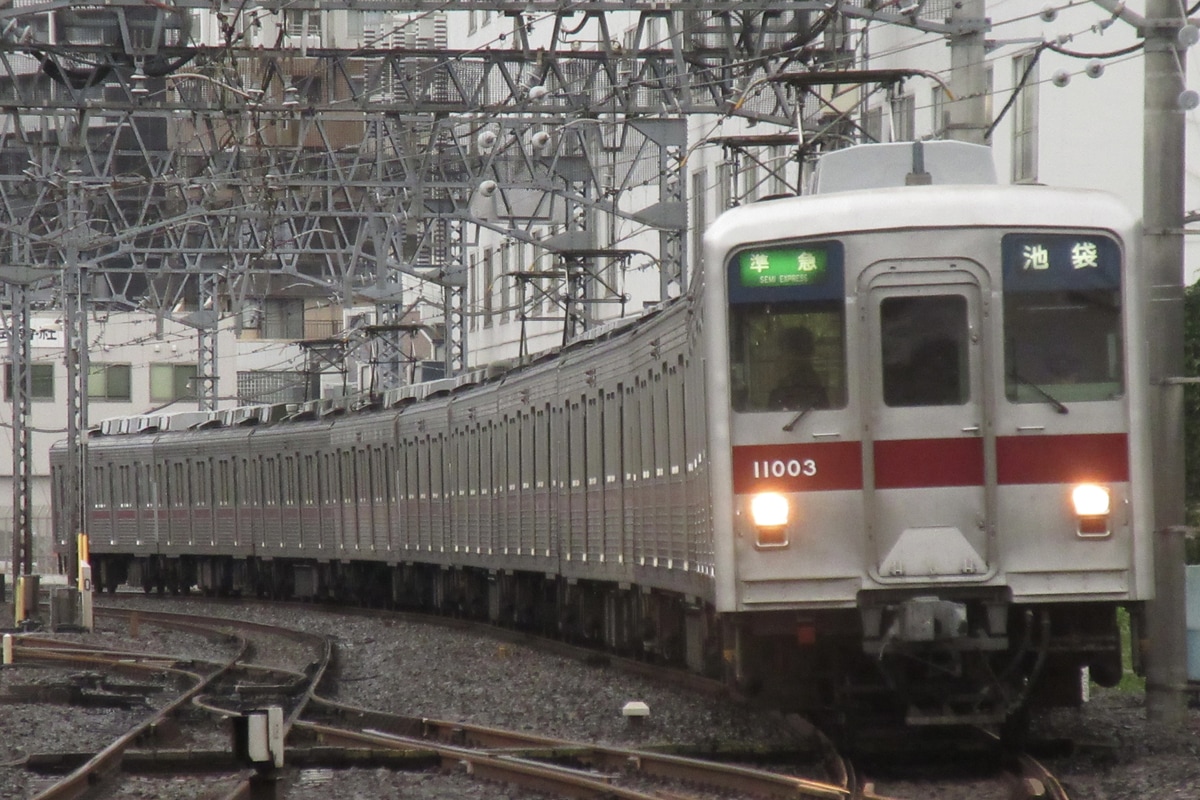 東武鉄道 森林公園検修区 10000型 11003F