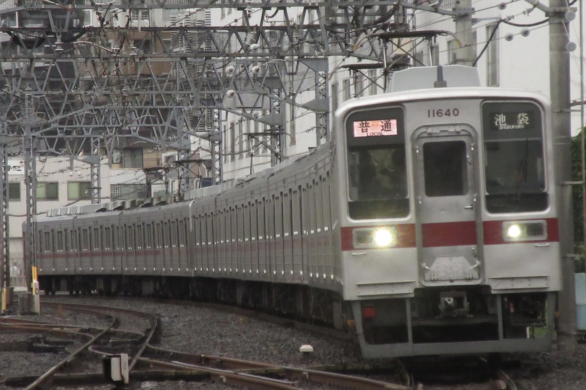 東武鉄道 森林公園検修区 10030型 11640F