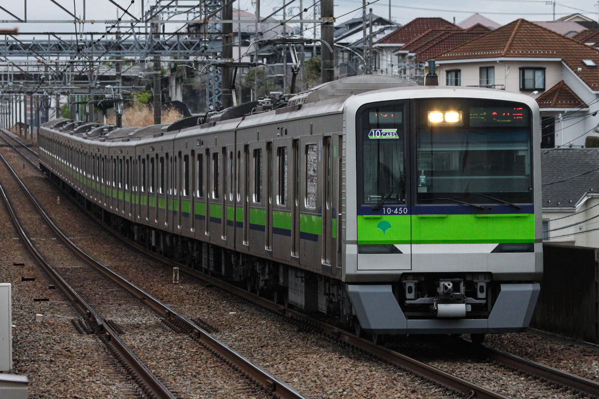 東京都交通局 大島車両検修場 10-300形 10-450f