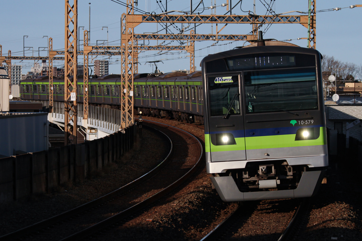 東京都交通局 大島車両検修場 10-300形 10-570f