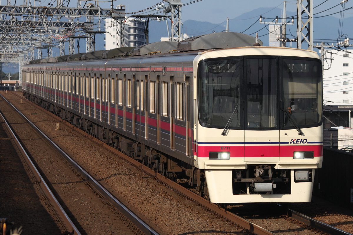 京王電鉄 若葉台検車区 8000系 8711f