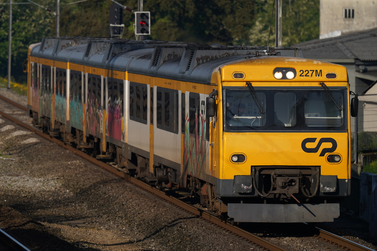Comboios de Portugal  Class592 