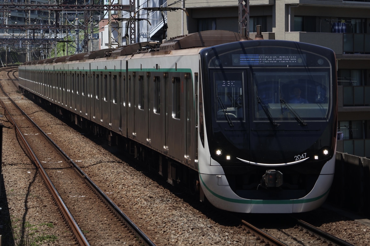 東急電鉄 長津田検車区 2020系 2147F
