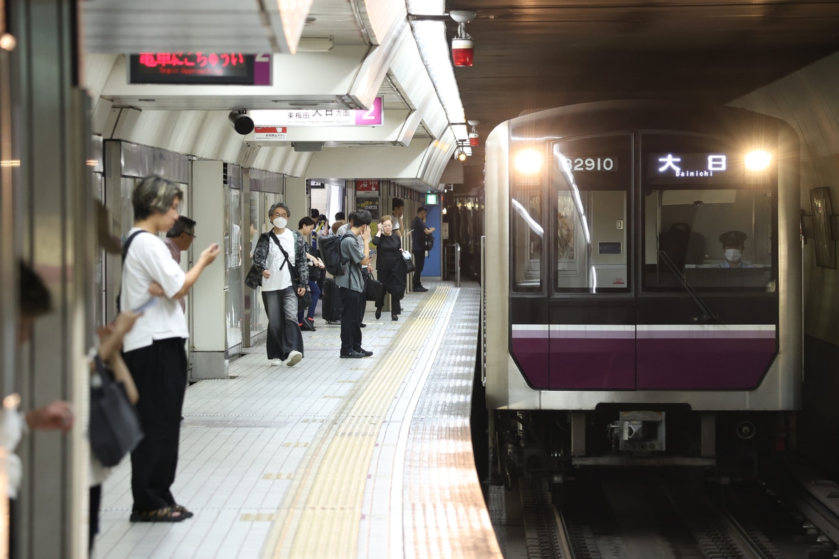 大阪市高速電気軌道 大日検車場 32系 32610F