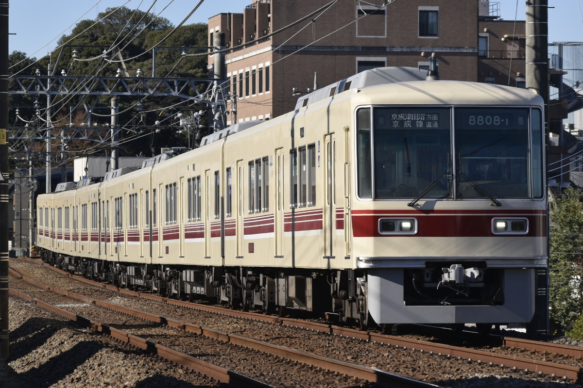 新京成電鉄 くぬぎ山車両基地 8800形 8808編成