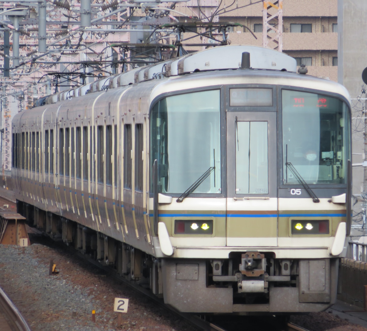 JR西日本 吹田総合車両所奈良支所 221系 NA422編成