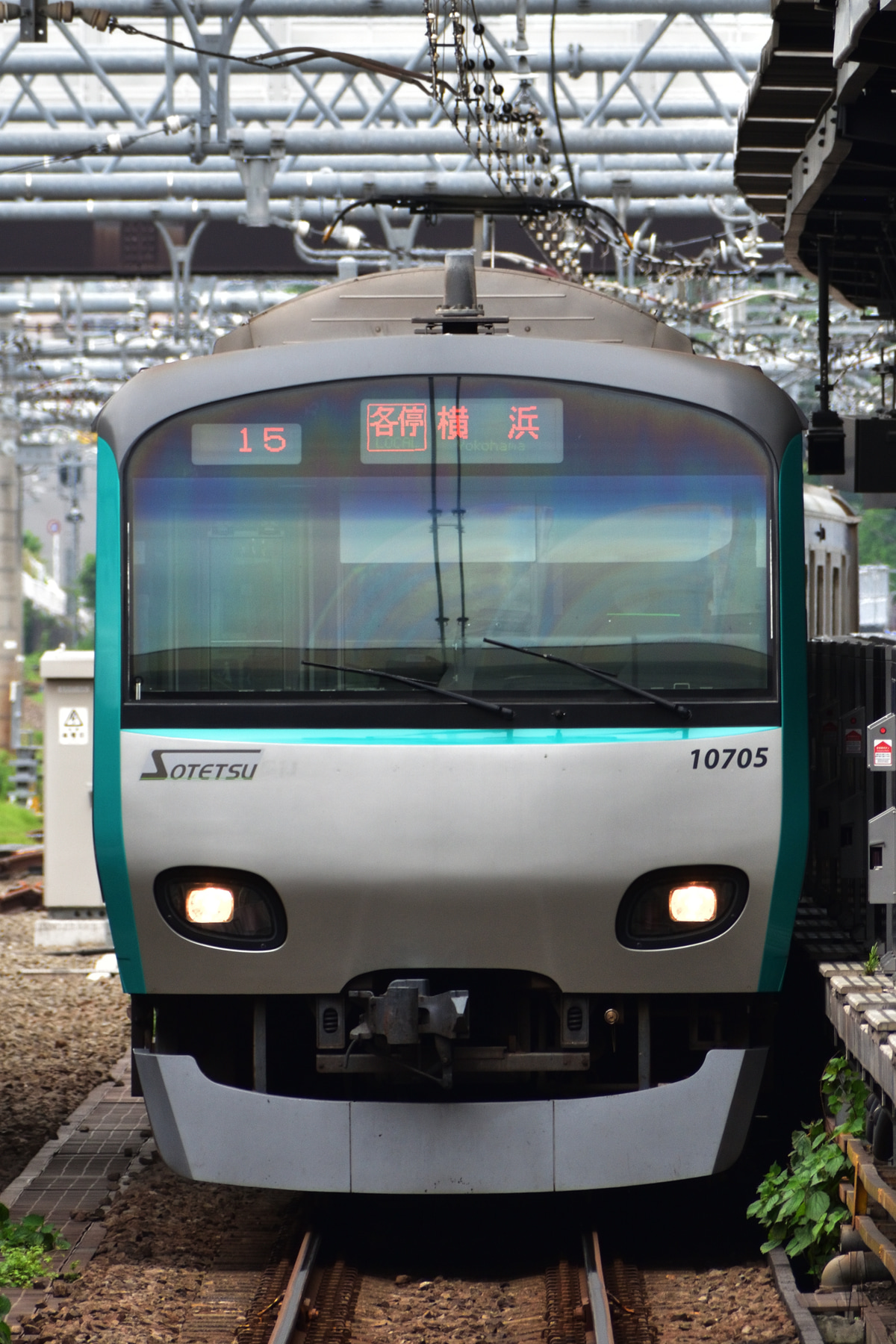 相模鉄道 かしわ台車両センター 10000系 10705F