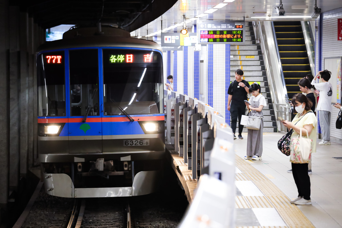東京都交通局 志村検車場 6300形 6326F