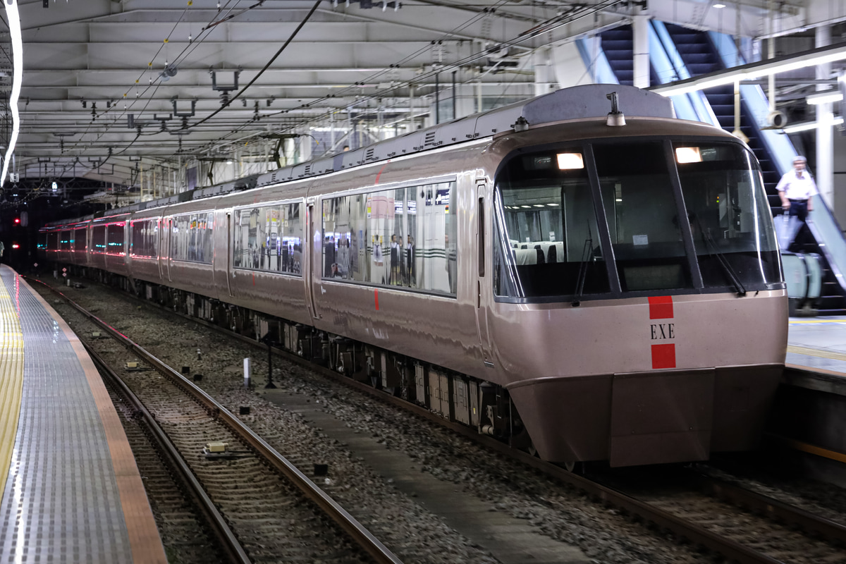 小田急電鉄 海老名検車区 30000形 30055F
