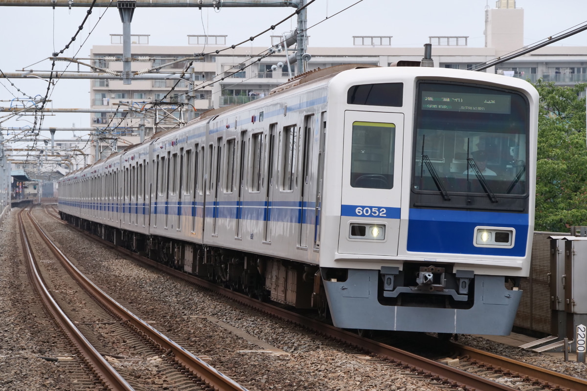 西武鉄道  6000系 6152F