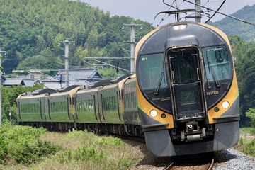 JR四国8600系E1編成を詫間～みの間で撮影した画像