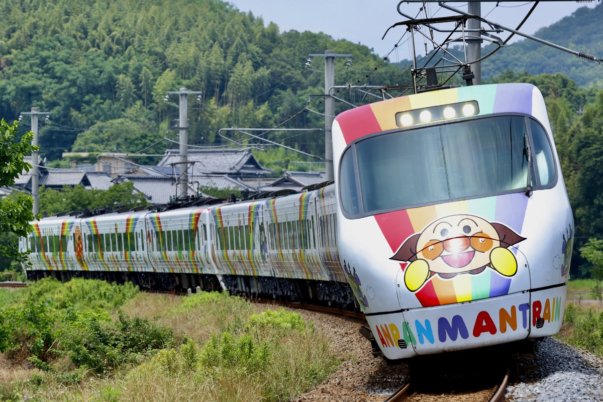 JR四国 松山運転所 8000系 L3編成