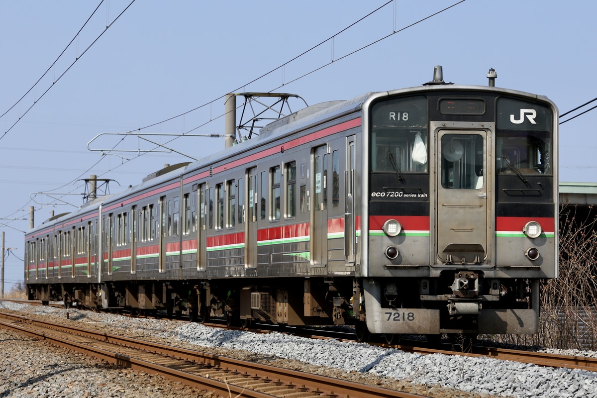 JR四国 高松運転所 7200系 R18編成