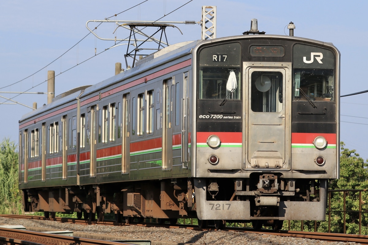 JR四国 高松運転所 7200系 R17編成