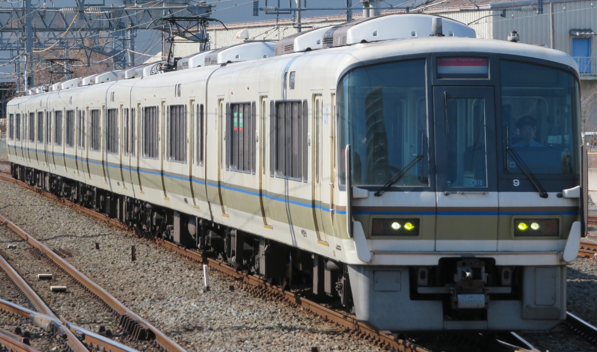 JR西日本 吹田総合車両所奈良支所 221系 NC612編成