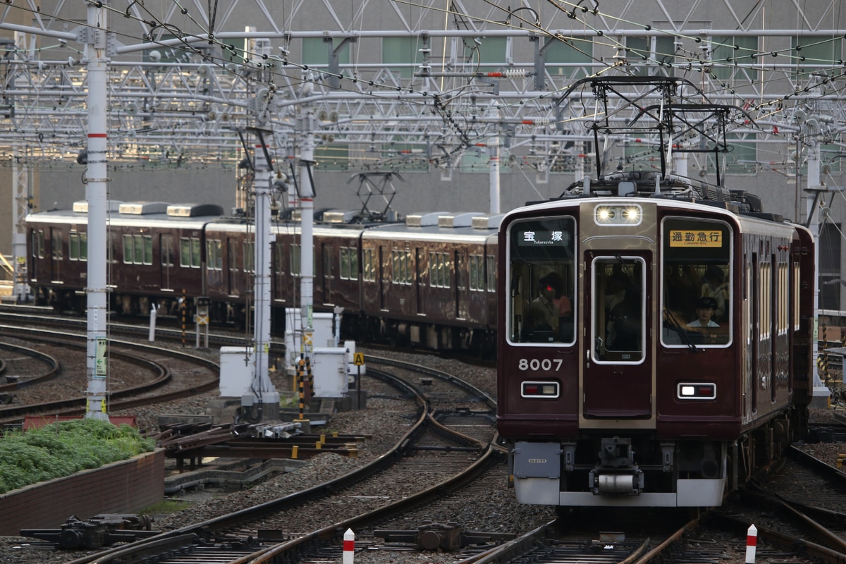 阪急電鉄 平井車庫 8000系 8007F